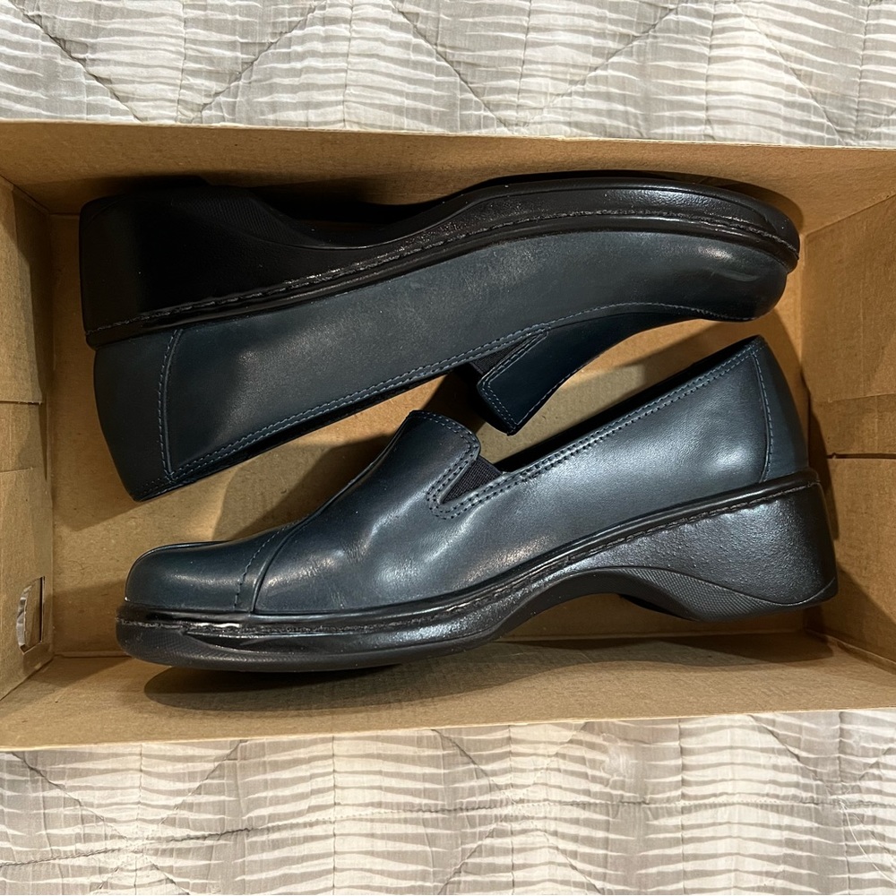 Clarks Navy Shoes